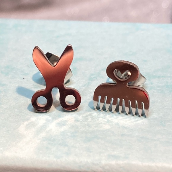 Stainless Steel Comb Scissor Stud Earrings - Picture 3 of 4